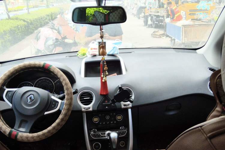 Used Renault Koleos 2012 2.5 Two-Wheel Drive Urban Edition Headliner