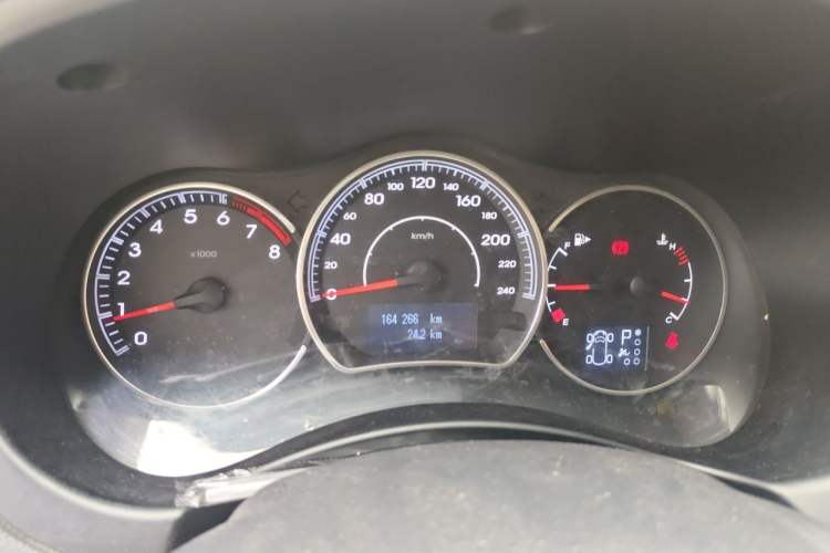 Used Renault Koleos 2012 2.5L 4x4 Comfort Edition with Navigation Instrument Cluster