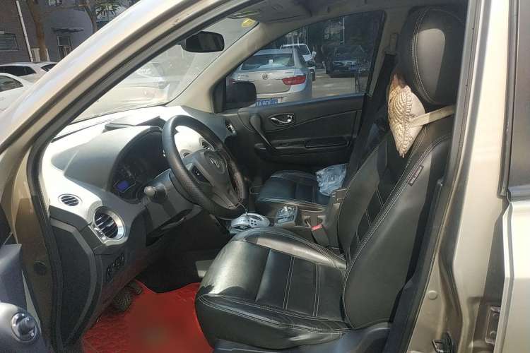 Used Renault Koleos 2012 2.5L Two-Wheel Drive Comfort Edition with Navigation Left Front Seat