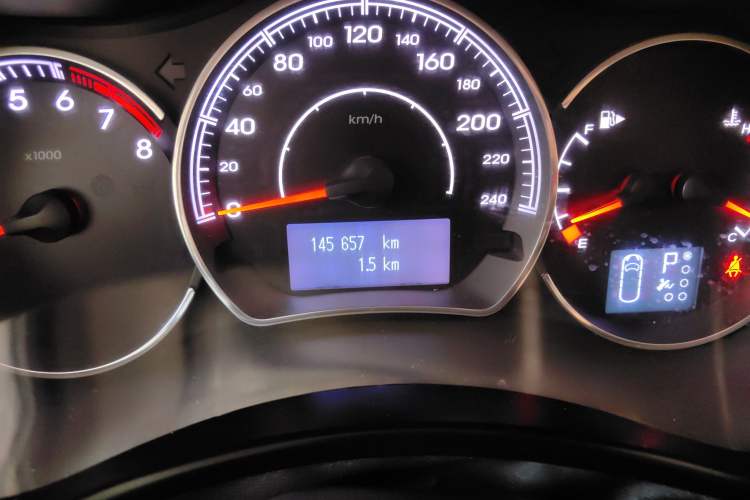 Used Renault Koleos 2012 2.5L Two-Wheel Drive Comfort Edition with Navigation Odometer Close Up