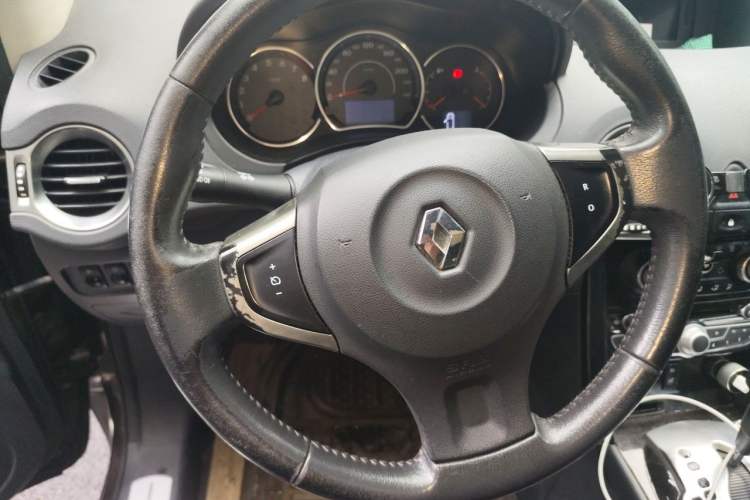 Used Renault Koleos 2012 2.5L Two-Wheel Drive Comfort Edition with Navigation Steering Wheel