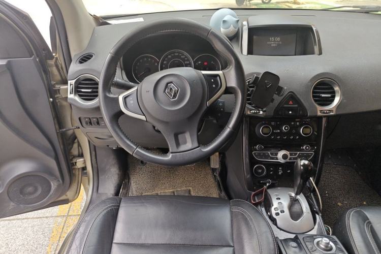Used Renault Koleos 2012 2.5L 4x4 Comfort Edition with Navigation Steering Wheel