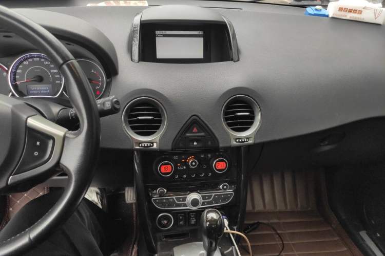 Used Renault Koleos  Audio And AC Panel