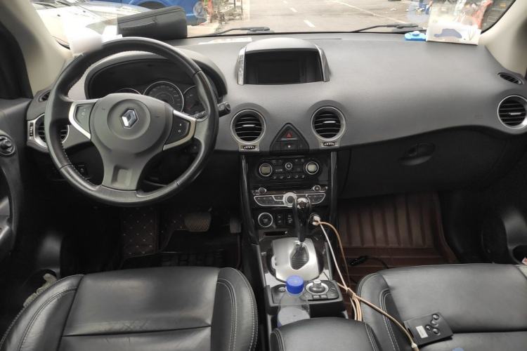 Used Renault Koleos  Center Console