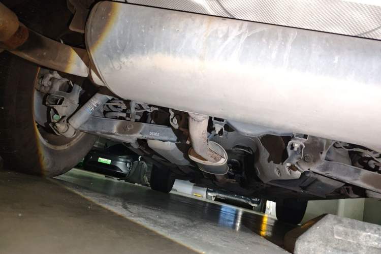 Used Renault Koleos 2012 2.5L Two-Wheel Drive Comfort Edition with Navigation Chassis Rear