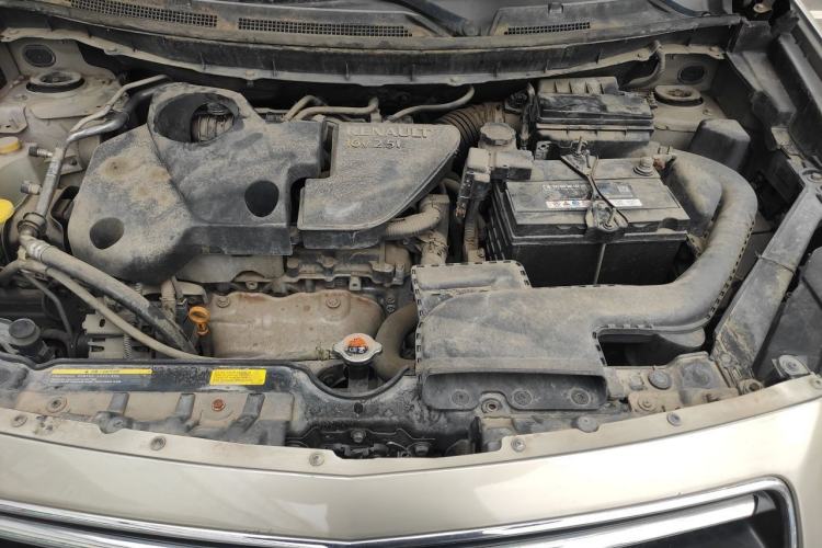 Used Renault Koleos  Engine Bay