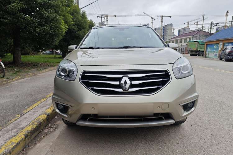 Used Renault Koleos 2012 2.5L Two-Wheel Drive Comfort Edition with Navigation Exterior 2
