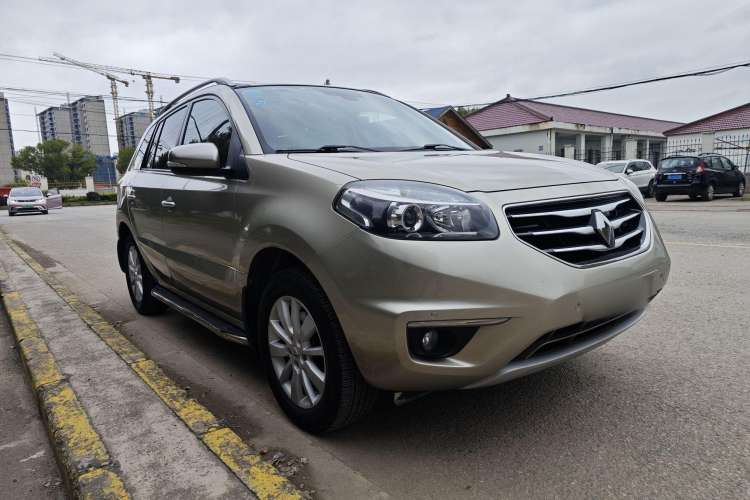 Used Renault Koleos 2012 2.5L Two-Wheel Drive Comfort Edition with Navigation Exterior 3