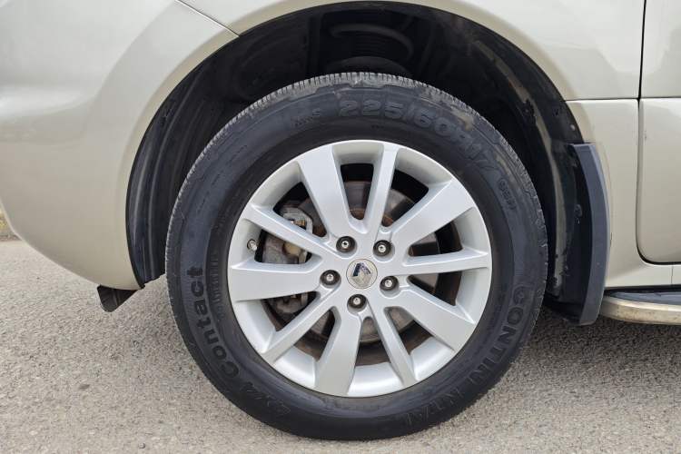 Used Renault Koleos 2012 2.5L Two-Wheel Drive Comfort Edition with Navigation Exterior 4