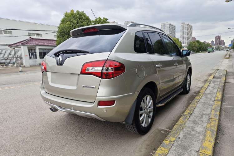 Used Renault Koleos 2012 2.5L Two-Wheel Drive Comfort Edition with Navigation Exterior 6