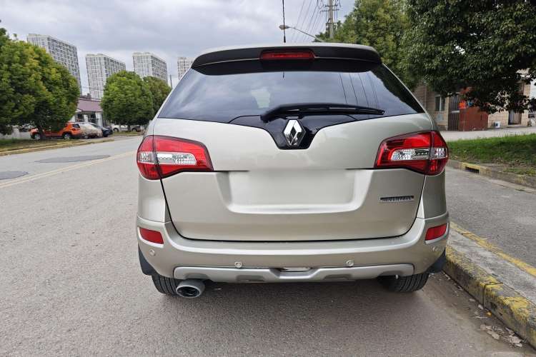 Used Renault Koleos 2012 2.5L Two-Wheel Drive Comfort Edition with Navigation Exterior 7