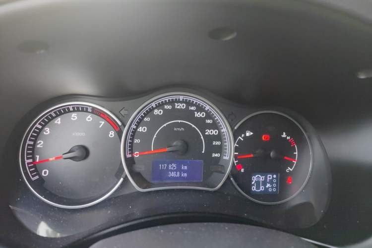 Used Renault Koleos 2012 2.5L 4x4 Comfort Edition with Navigation Instrument Cluster