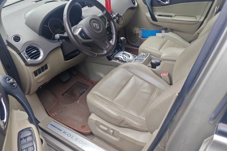 Used Renault Koleos 2012 2.5L 4x4 Comfort Edition with Navigation Left Front Seat