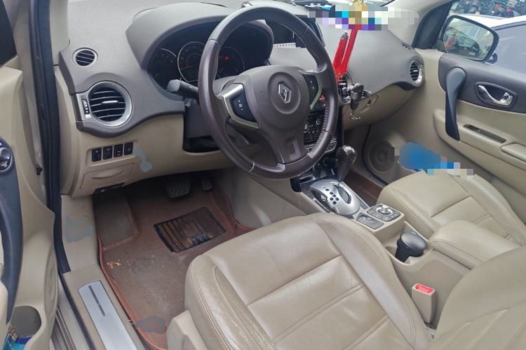 Used Renault Koleos 2012 2.5L 4x4 Comfort Edition with Navigation Steering Wheel