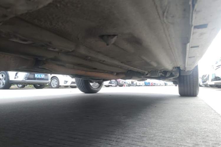 Used Renault Koleos 2012 2.5 Two-Wheel Drive Urban Edition Chassis Front Left