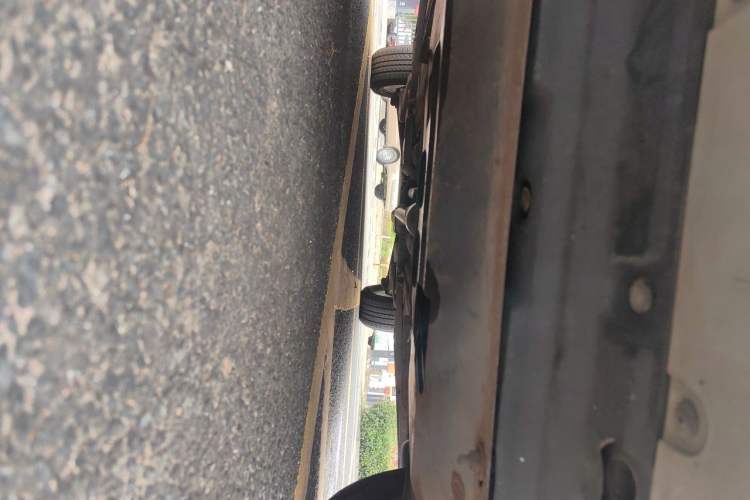 Used Renault Koleos 2012 2.5L 4x4 Comfort Edition with Navigation Chassis Front