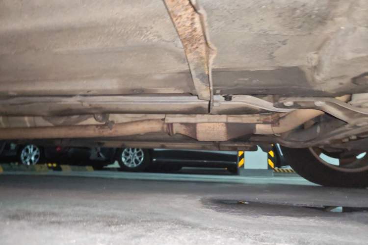 Used Renault Koleos 2012 2.5L 4x4 Comfort Edition with Navigation Chassis Front Right