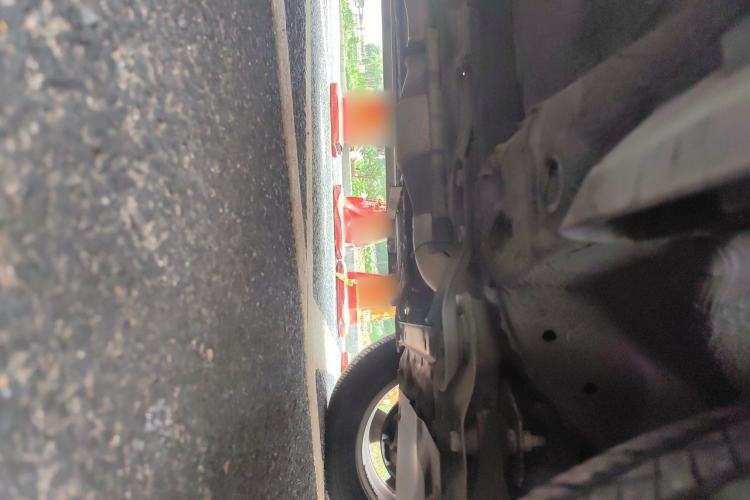 Used Renault Koleos 2012 2.5L 4x4 Comfort Edition with Navigation Chassis Front Right