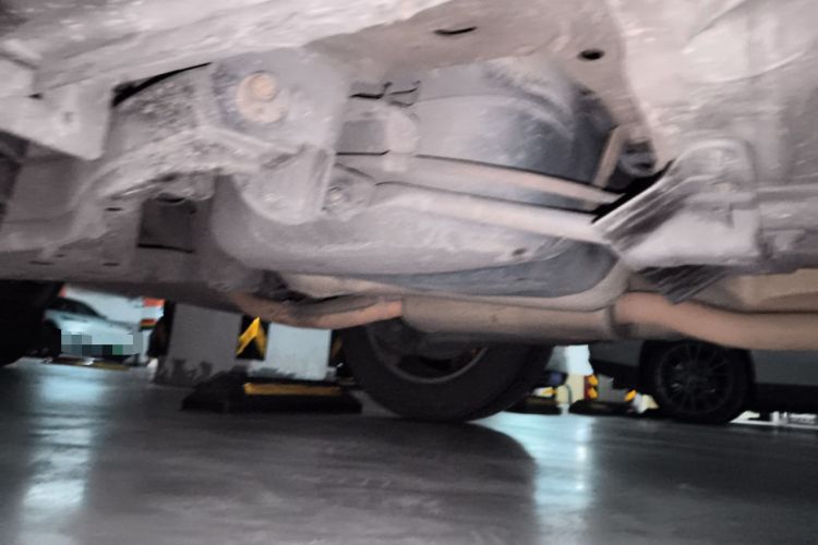 Used Renault Koleos 2012 2.5L Two-Wheel Drive Comfort Edition with Navigation Chassis Rear Right