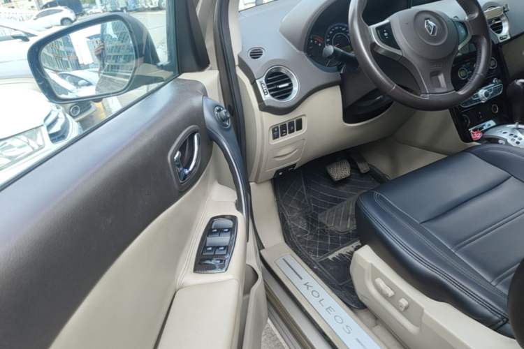Used Renault Koleos 2012 2.5 Two-Wheel Drive Urban Edition Driver Seat