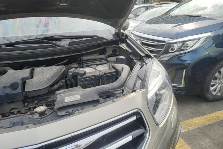 Used Renault Koleos 2012 2.5 Two-Wheel Drive Urban Edition Engine Bay Left