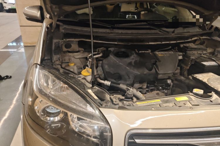 Used Renault Koleos 2012 2.5L Two-Wheel Drive Comfort Edition with Navigation Engine Bay Right