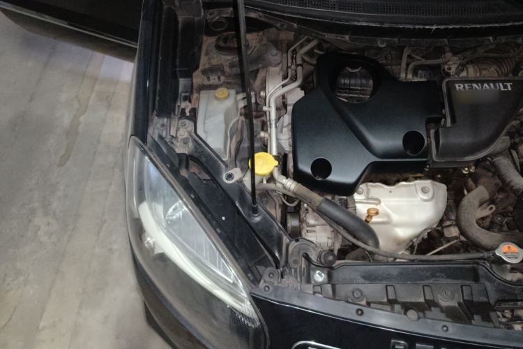 Used Renault Koleos 2012 2.5L 4x4 Comfort Edition with Navigation Engine Bay Right
