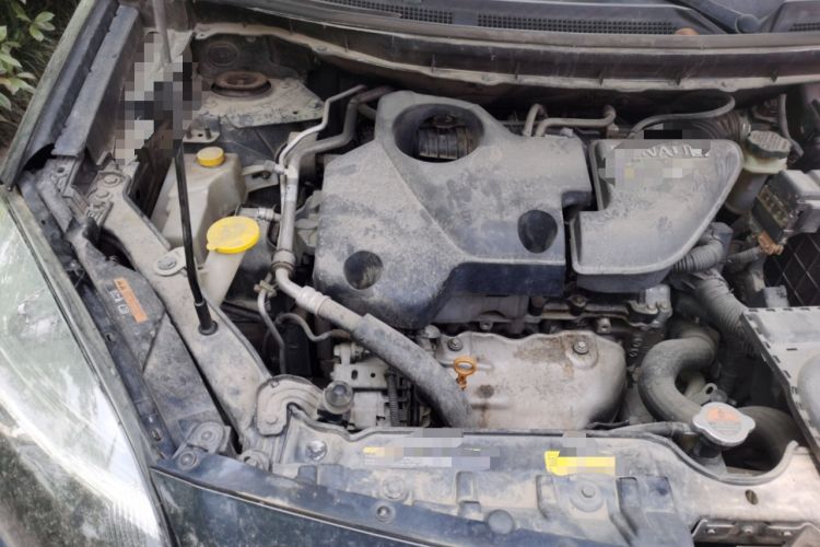 Used Renault Koleos 2012 2.5L 4x4 Comfort Edition with Navigation Engine Bay Right