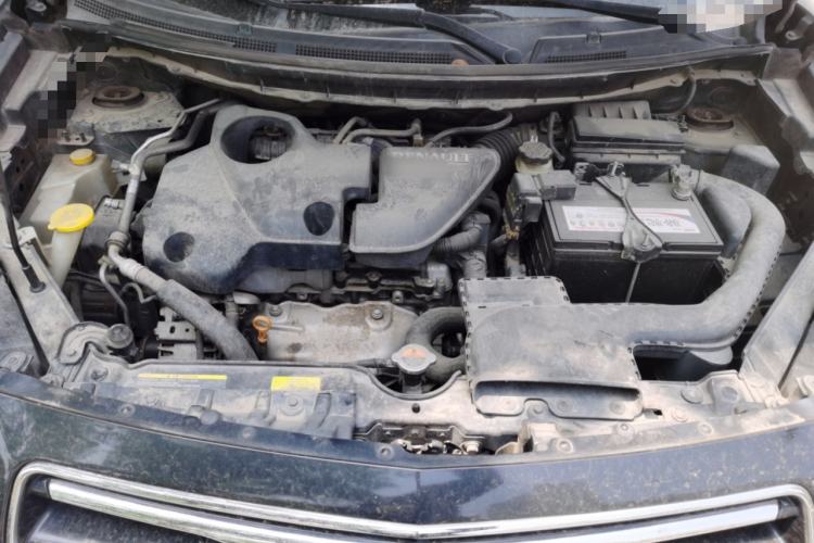 Used Renault Koleos 2012 2.5L 4x4 Comfort Edition with Navigation Engine Bay