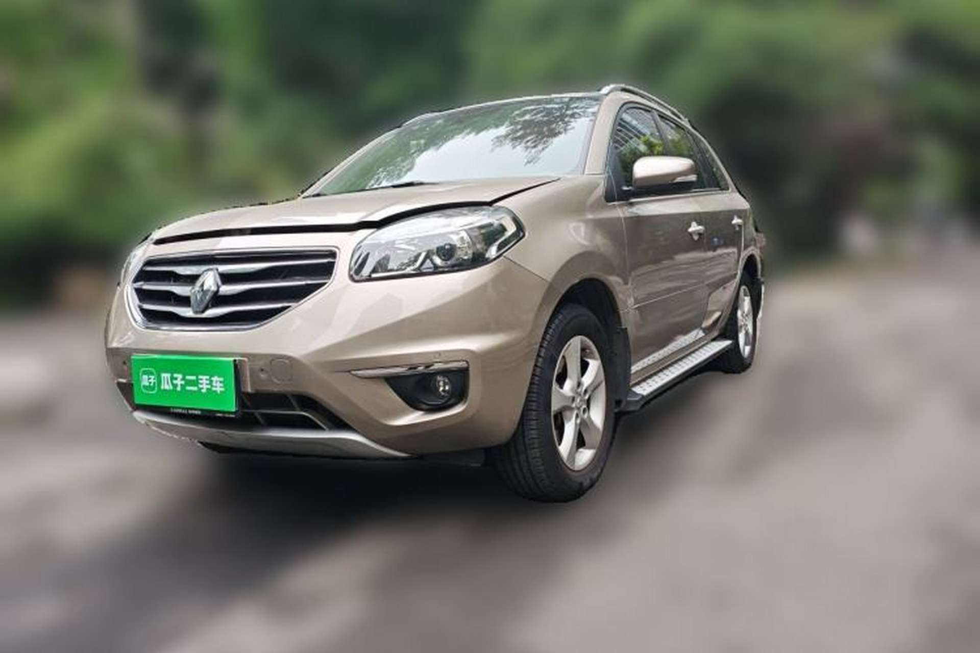 Used Renault Koleos 2012 2.5L 4x4 Comfort Edition with Navigation Front Left 45 Deg