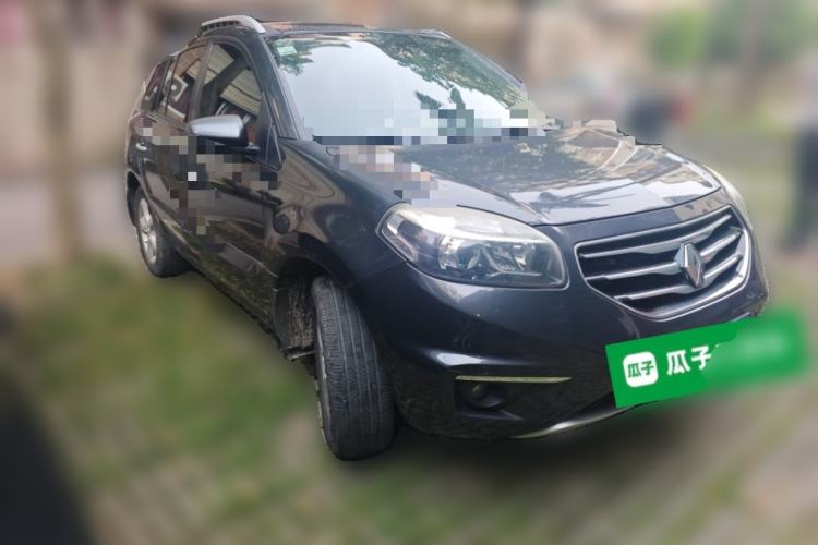 Used Renault Koleos 2012 2.5L Two-Wheel Drive Comfort Edition with Navigation Front Right 45 Deg