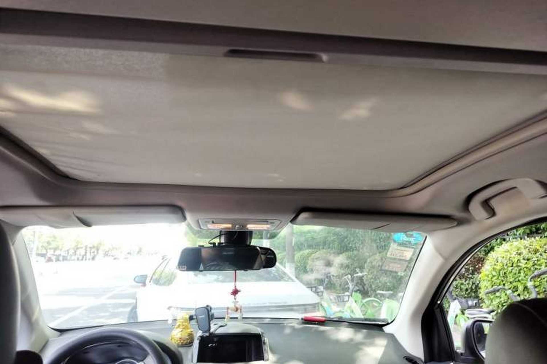 Used Renault Koleos 2012 2.5L Two-Wheel Drive Comfort Edition with Navigation Headliner