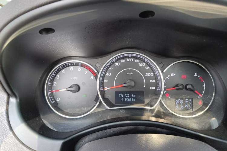 Used Renault Koleos 2012 2.5L 4x4 Comfort Edition with Navigation Instrument Cluster