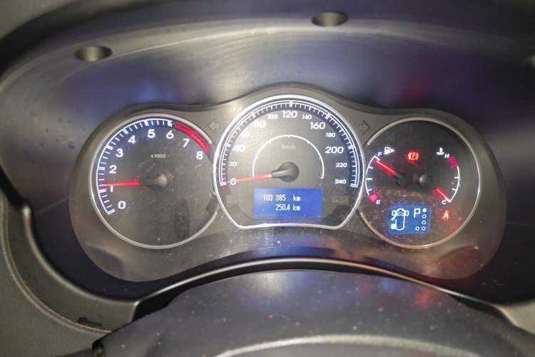 Used Renault Koleos 2012 2.5L 4x4 Comfort Edition with Navigation Instrument Cluster
