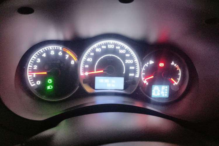 Used Renault Koleos 2012 2.5L 4x4 Comfort Edition with Navigation Instrument Cluster