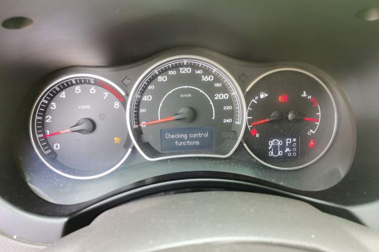 Used Renault Koleos 2012 2.5L 4x4 Comfort Edition with Navigation Instrument Cluster
