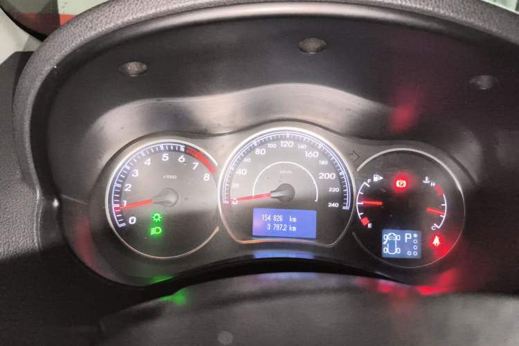 Used Renault Koleos 2012 2.5L Two-Wheel Drive Comfort Edition with Navigation Instrument Cluster
