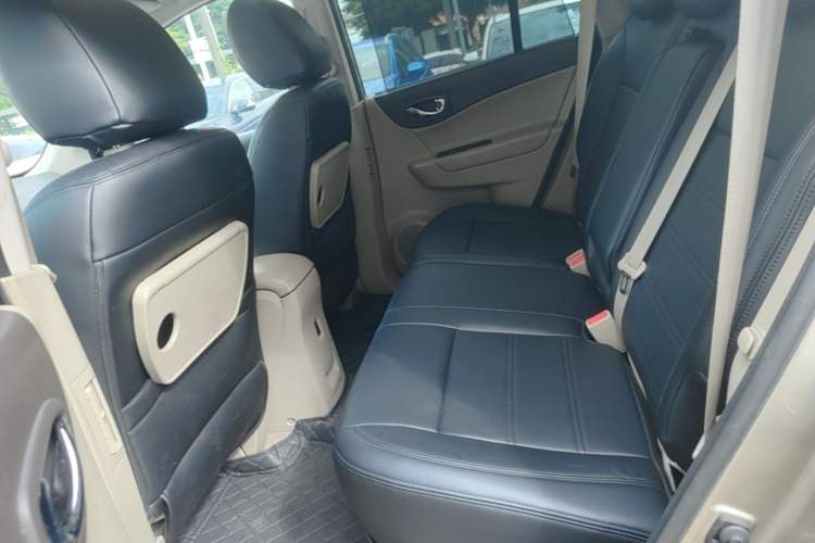 Used Renault Koleos 2012 2.5 Two-Wheel Drive Urban Edition Left Rear Seat