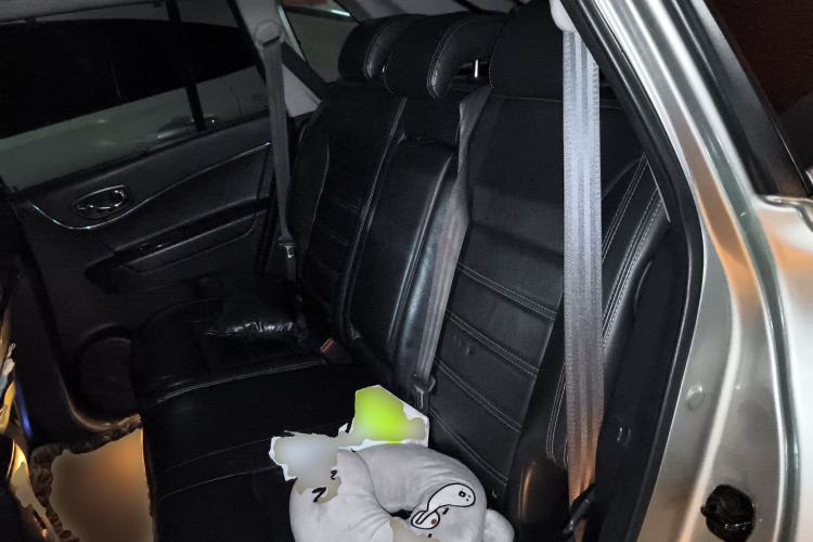 Used Renault Koleos 2012 2.5L Two-Wheel Drive Comfort Edition with Navigation Left Rear Seat