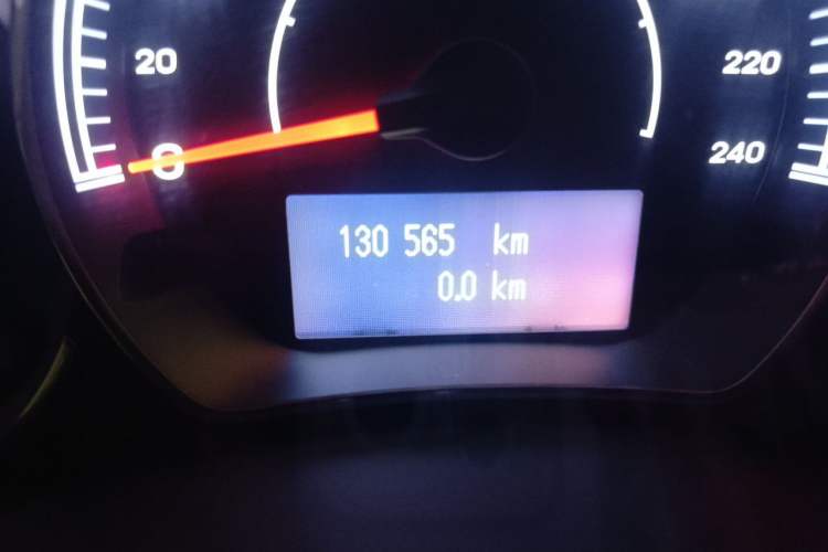 Used Renault Koleos 2012 2.5L 4x4 Comfort Edition with Navigation Odometer Close Up