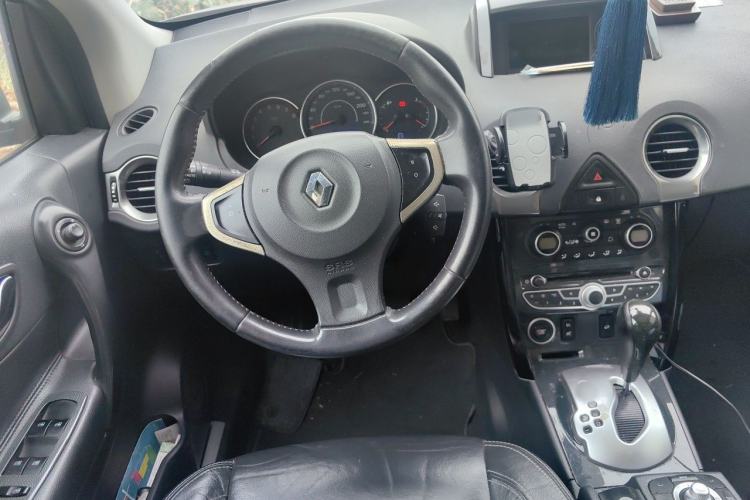 Used Renault Koleos 2012 2.5L 4x4 Comfort Edition with Navigation Steering Wheel