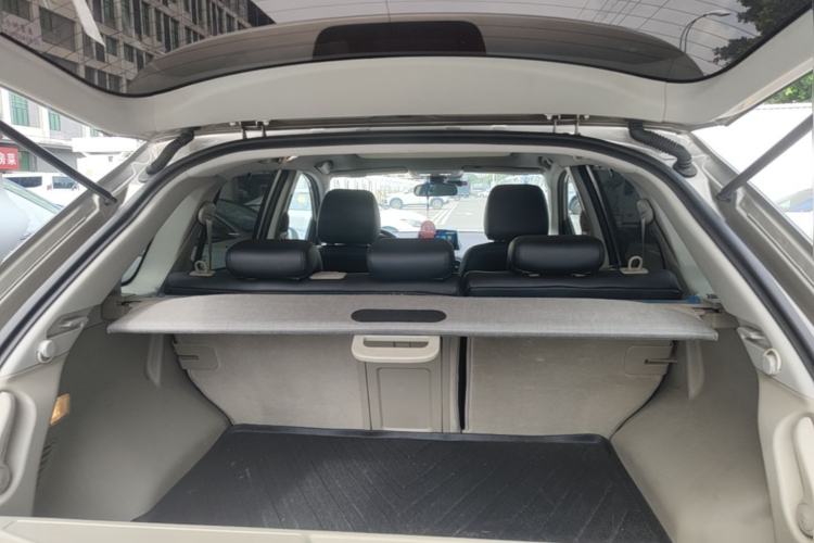 Used Renault Koleos 2012 2.5 Two-Wheel Drive Urban Edition Trunk