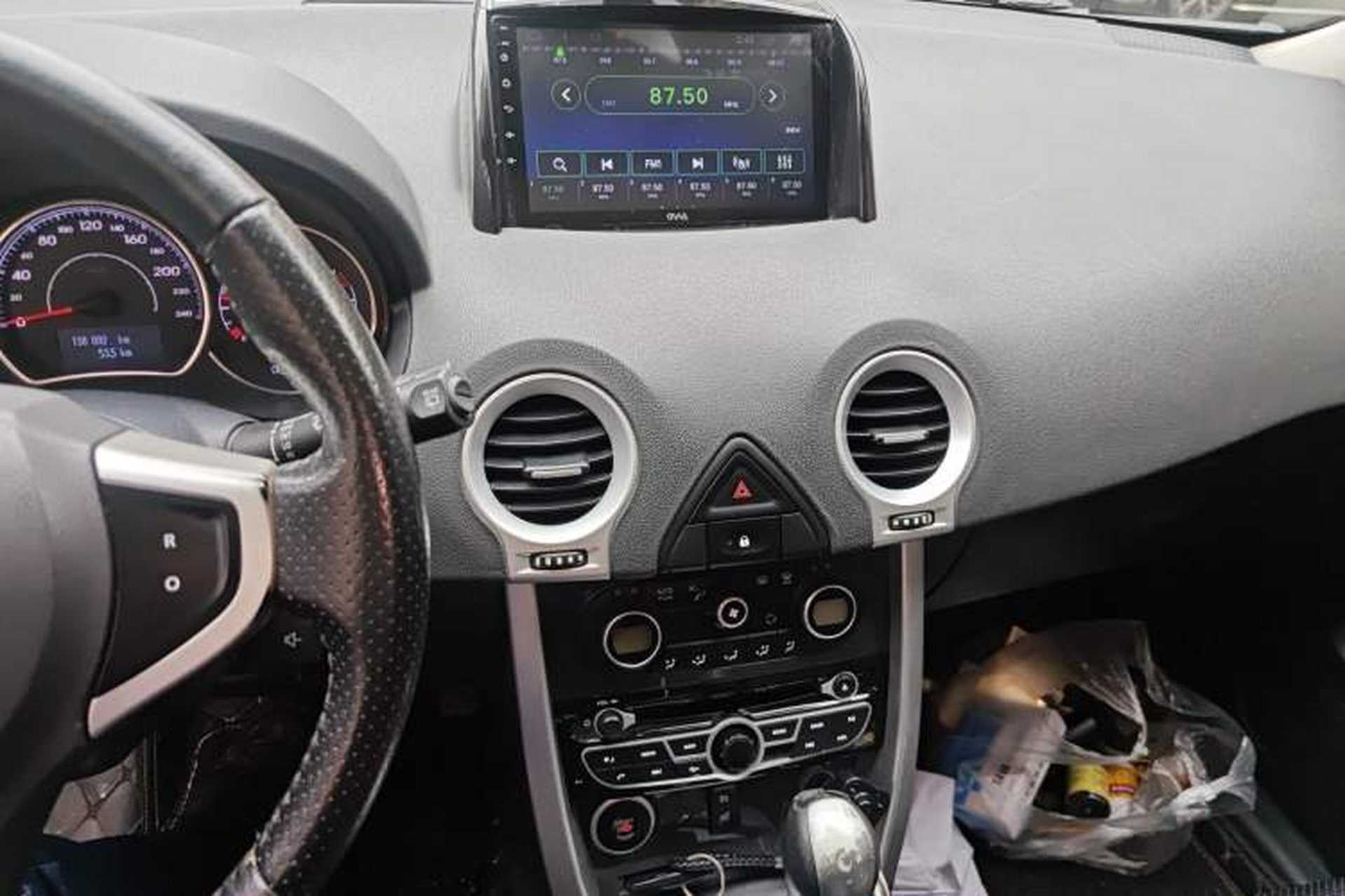 Used Renault Koleos 2012 2.5 Two-Wheel Drive Urban Edition Audio And AC Panel