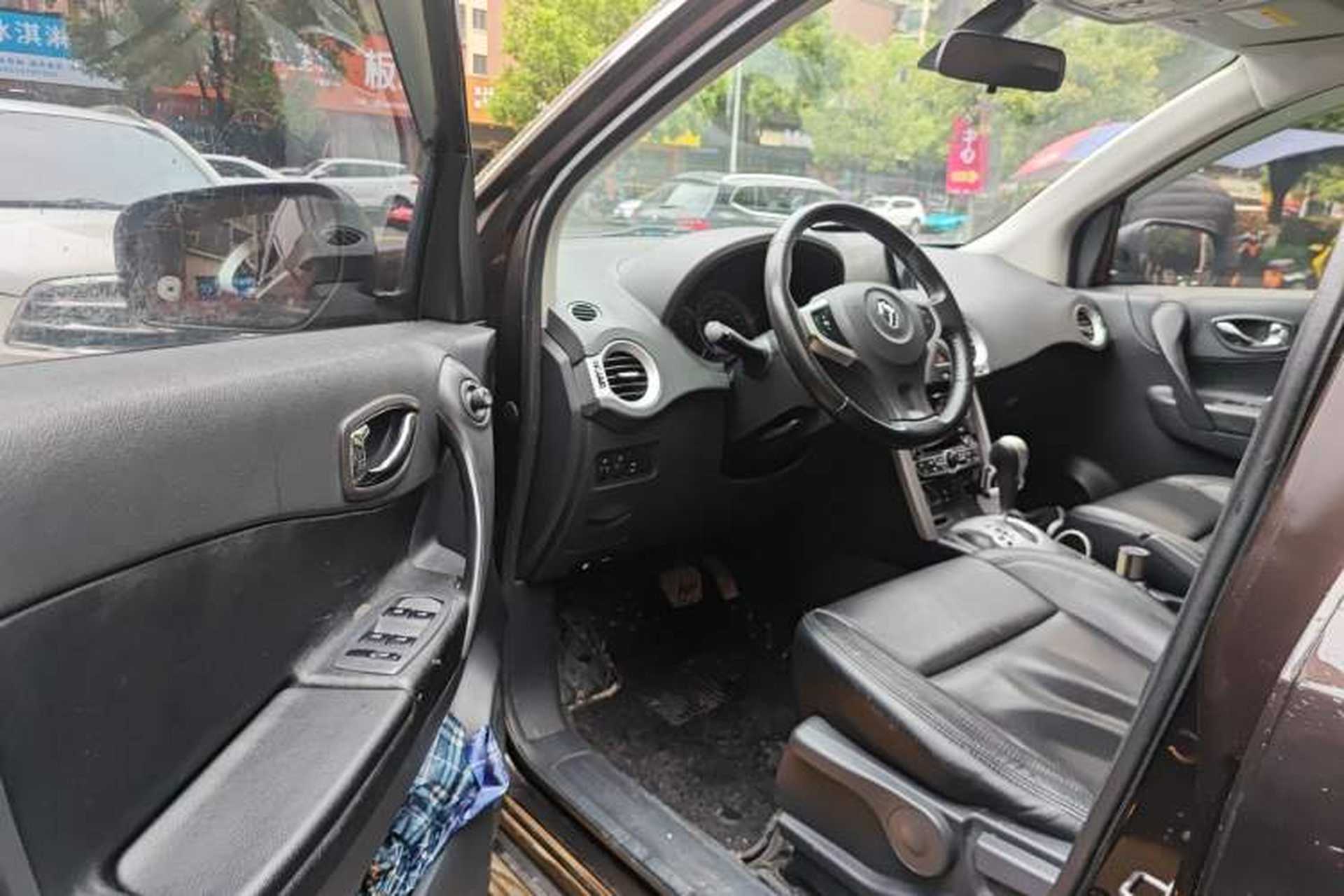 Used Renault Koleos 2012 2.5 Two-Wheel Drive Urban Edition Driver Seat