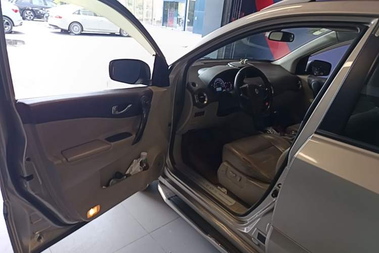 Used Renault Koleos 2012 2.5L 4x4 Luxury Navigation Edition Driver Seat
