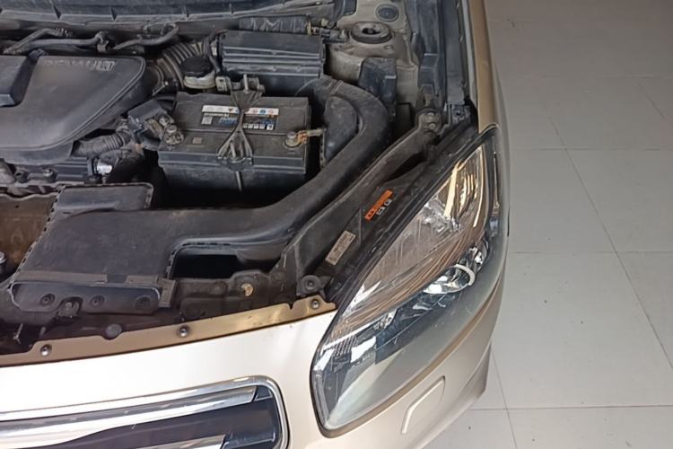 Used Renault Koleos 2012 2.5L 4x4 Luxury Navigation Edition Engine Bay Left