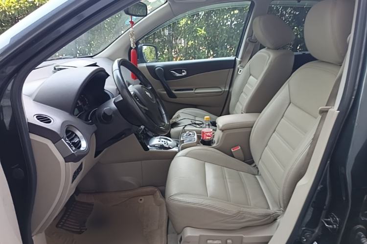Used Renault Koleos 2012 2.5L 4x4 Comfort Edition with Navigation Left Front Seat