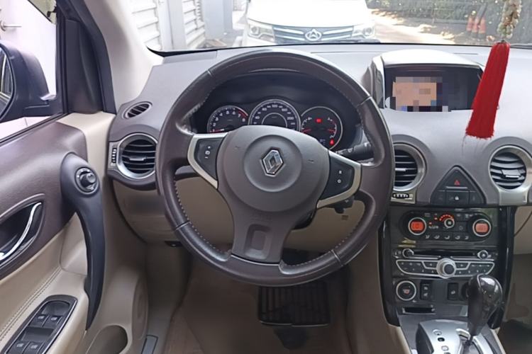 Used Renault Koleos 2012 2.5L 4x4 Comfort Edition with Navigation Steering Wheel