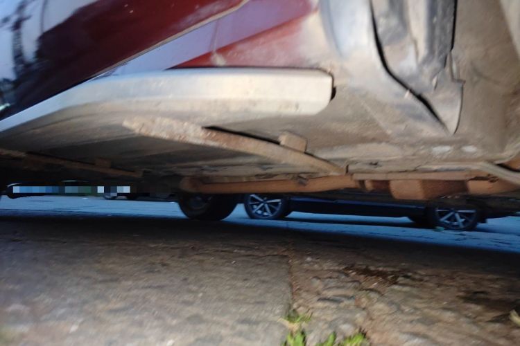 Used Renault Koleos 2012 2.5L 4x4 Luxury Navigation Edition Chassis Front Right