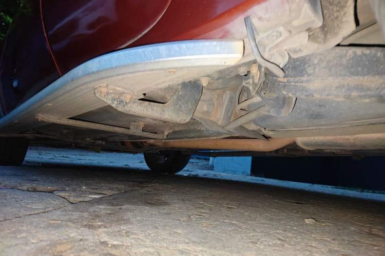 Used Renault Koleos 2012 2.5L 4x4 Luxury Navigation Edition Chassis Rear Left